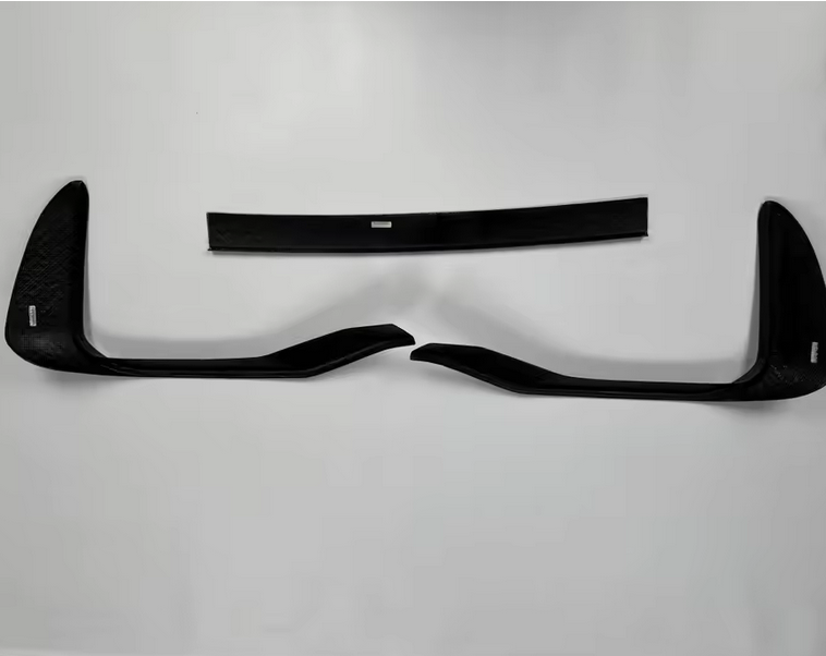 Carbon Frontlippe für Audi RSQ8 – OEM Style